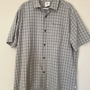 Rip Curl Casual Short-Sleeve Gray Plaid Button-Up Shirt